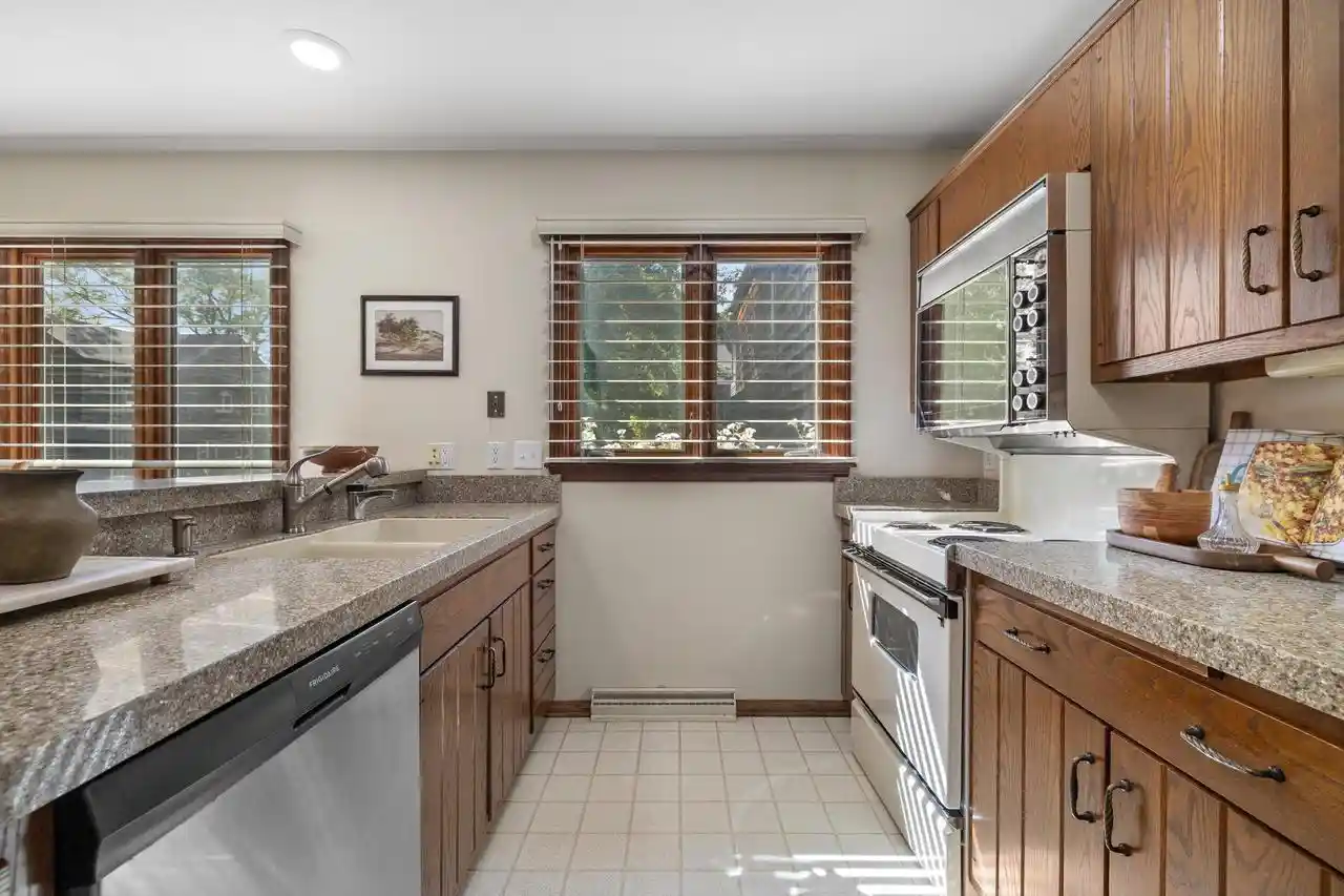Photo 2 of Condo for sale at 2004 3rd Street, Kenosha, WI 53140 | MLS# 1980306 | Listing updated on 2026-09-11