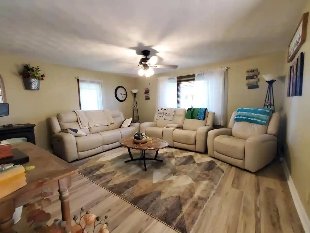 Photo 3 of Single family home for sale at 5001 N Mccarthy Rd, Appleton, WI 54913 | MLS# 50332581 | Listing updated on 2026-09-16