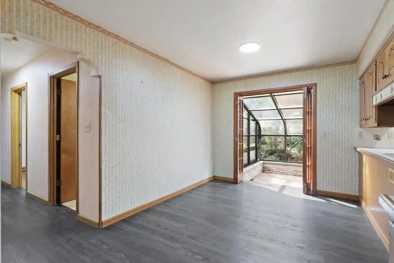 Photo 2 of Single family home for sale at 9915 W Margaret Ln, Franklin, WI 53132 | MLS# 1980316 | Listing updated on 2026-09-23