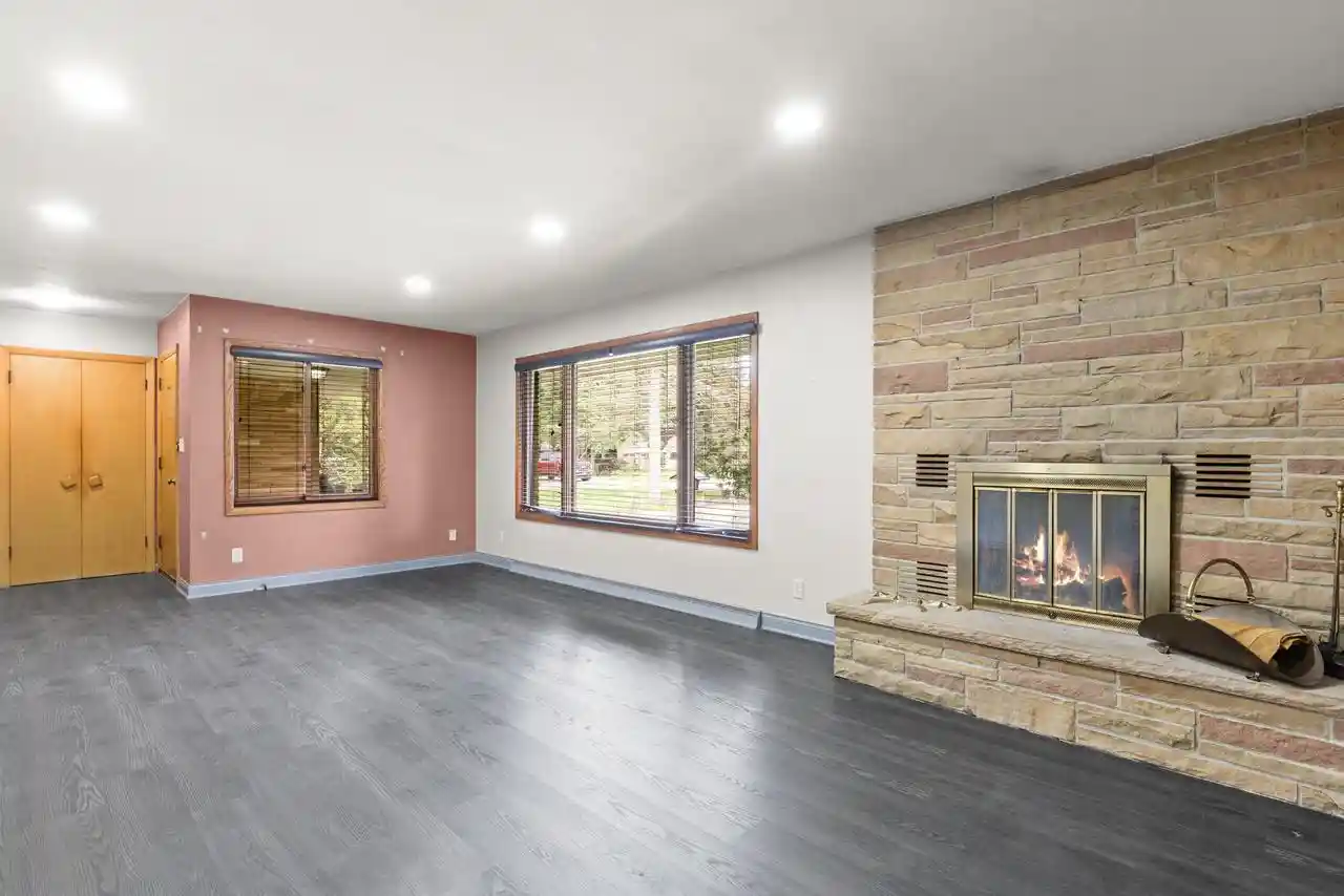 Photo 3 of Single family home for sale at 9915 W Margaret Ln, Franklin, WI 53132 | MLS# 1980316 | Listing updated on 2026-09-23