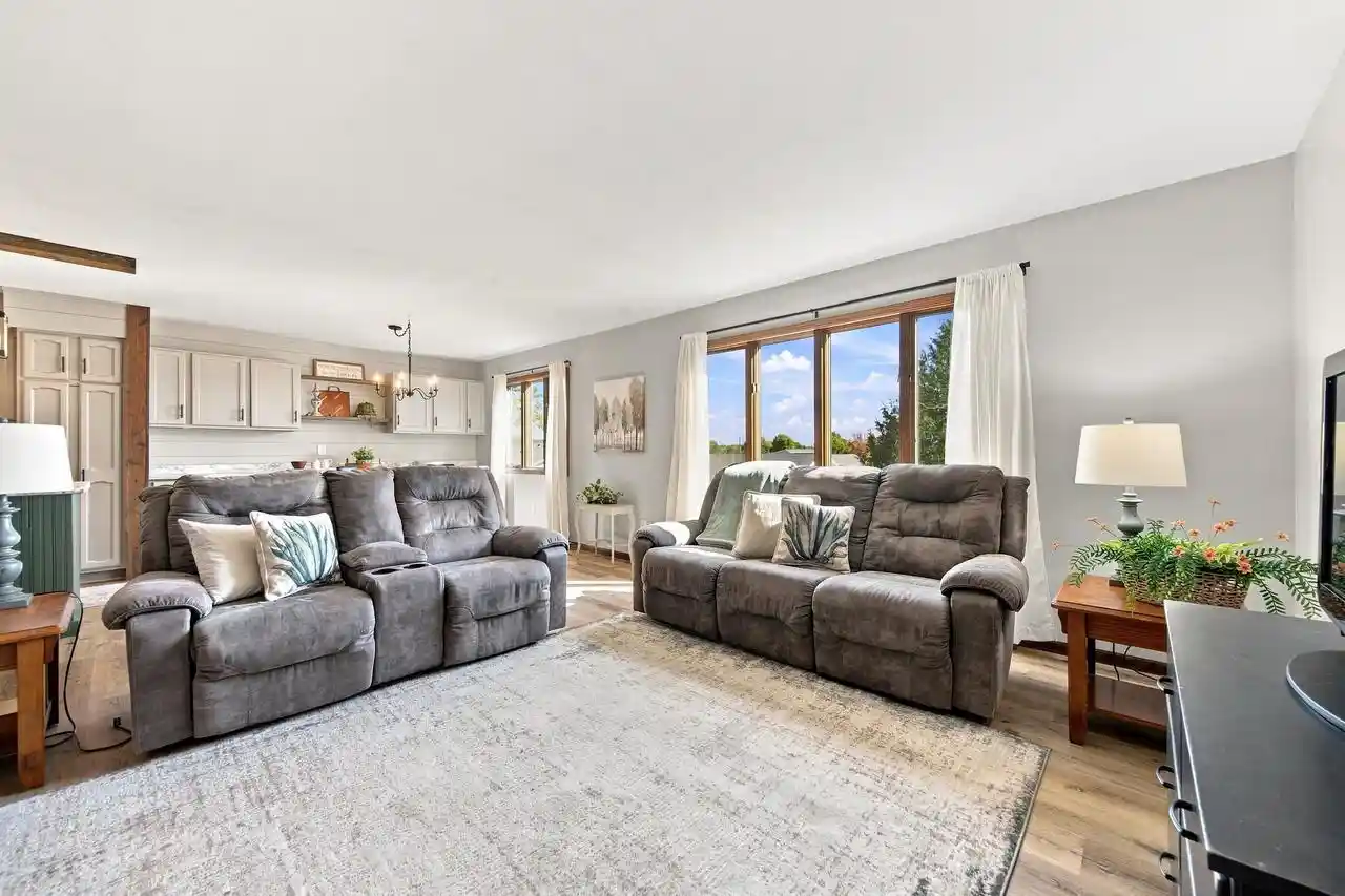 Photo 4 of Single family home for sale at 1601 S Lincoln Ave, Marshfield, WI 54449 | MLS# 22604519 | Listing updated on 2026-09-22