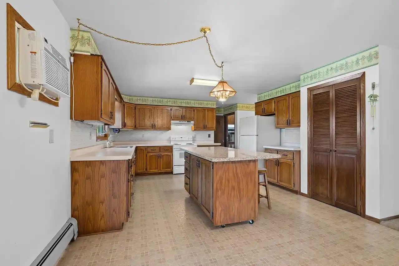Photo 4 of Single family home for sale at W2450 River Bnd Ln, Cecil, WI 54111 | MLS# 50332567 | Listing updated on 2026-09-11