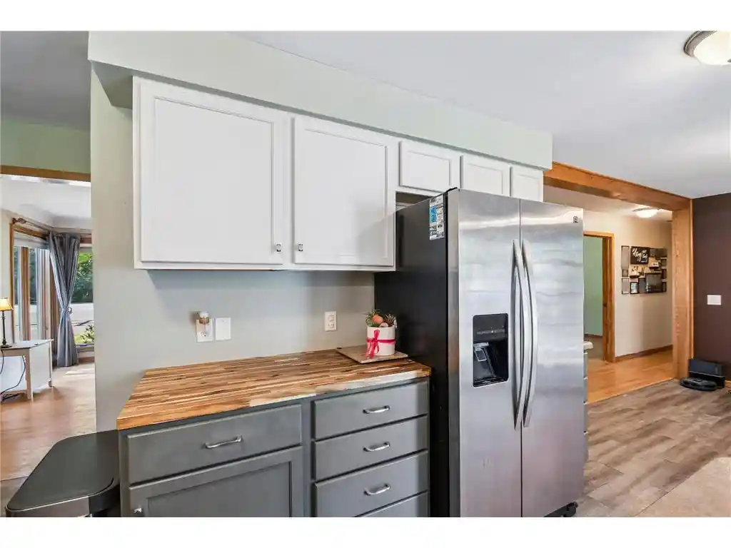 Photo 3 of Single family home for sale at 906 N Cascade St, Osceola, WI 54020 | MLS# 7142701 | Listing updated on 2026-09-15