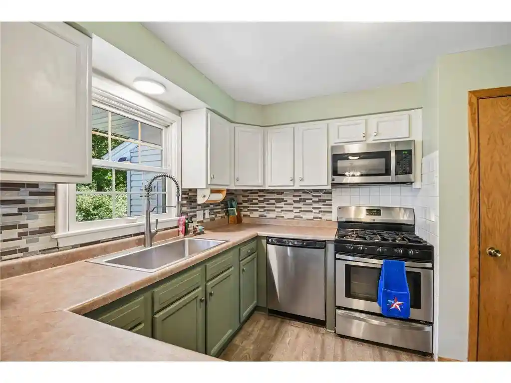 Photo 3 of Single family home for sale at 906 N Cascade St, Osceola, WI 54020 | MLS# 7142701 | Listing updated on 2026-09-15