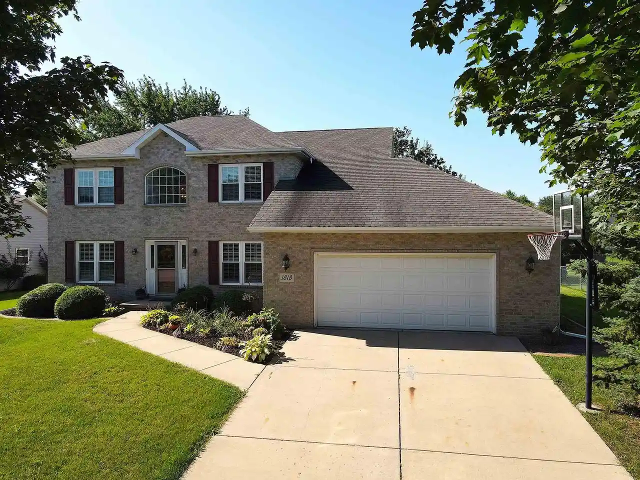 Photo 1 of Single family home for sale at 1818 Ledgeview Rd, De Pere, WI 54115 | MLS# 50332583 | Listing updated on 2026-09-21