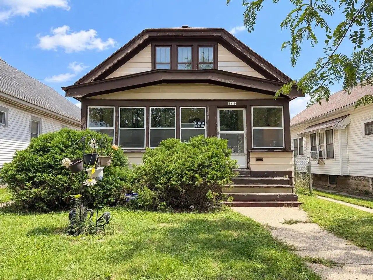 Photo 1 of Sale Pending at 3919 N 15th Street, Milwaukee, WI 53206 | MLS# 1980323 | Listing updated on 2026-09-19