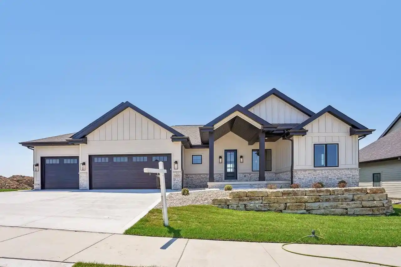Photo 1 of Single family home for sale at 1409 Yeske Dr, Waunakee, WI 53597 | MLS# 2032517 | Listing updated on 2026-09-17