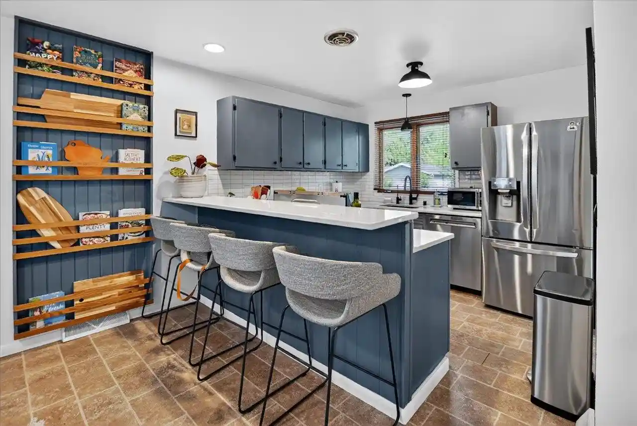 Photo 4 of Single family home for sale at 6105 Birch Hl Dr, Madison, WI 53711 | MLS# 2032522 | Listing updated on 2026-09-11