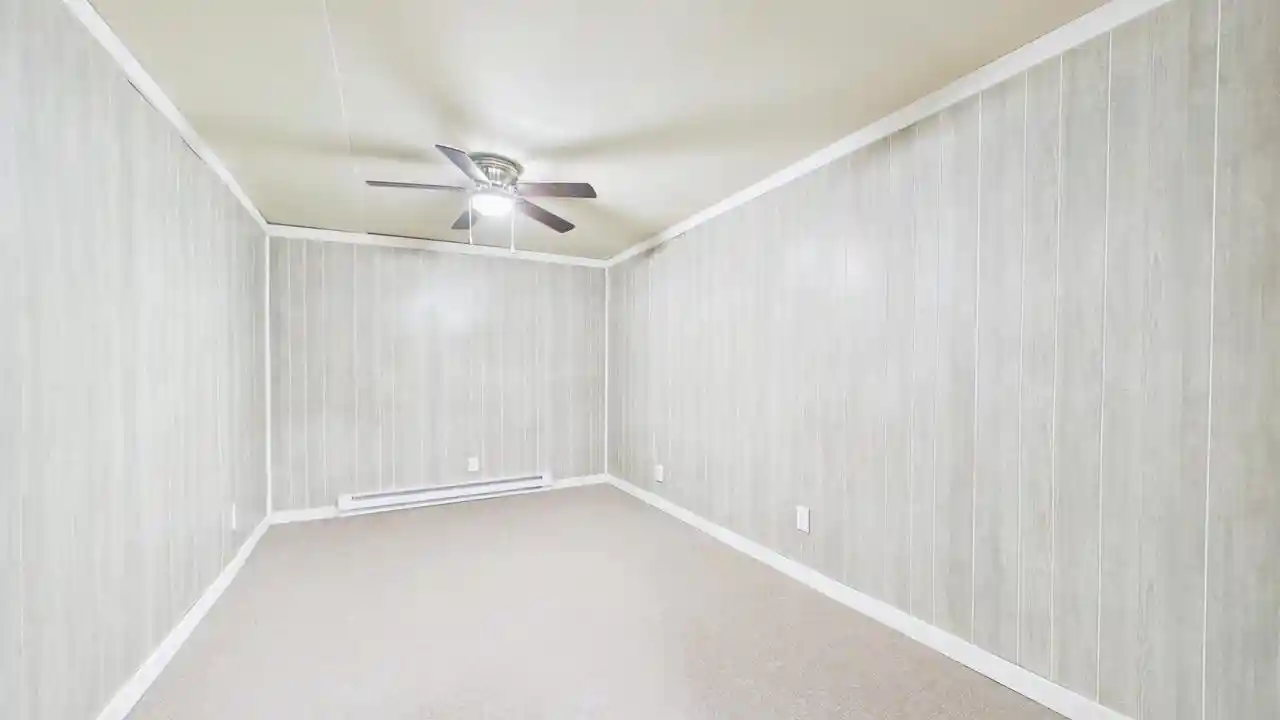Listing Photo 5 - Condo for sale in building located at 1 Altendorf Pl, Kaukauna, WI 54130 - Unit #8