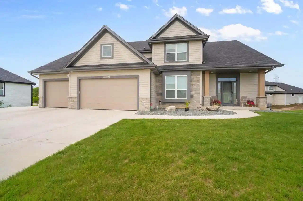 Photo 4 of Single family home for sale at W133s8655 Wigeon Trl, Muskego, WI 53150 | MLS# 1980340 | Listing updated on 2026-09-12