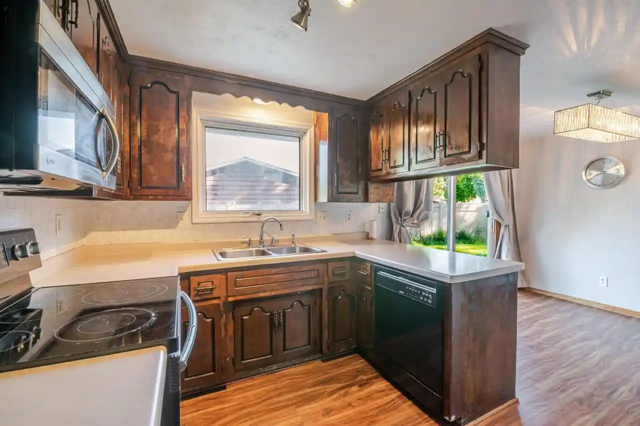Photo 2 of Single family home for sale at 2525 Heather Rd, Green Bay, WI 54311 | MLS# 50332594 | Listing updated on 2026-09-14