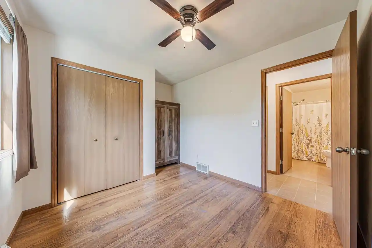 Photo 2 of Single family home for sale at 515 N Nash St, Hortonville, WI 54944 | MLS# 50332572 | Listing updated on 2026-09-16
