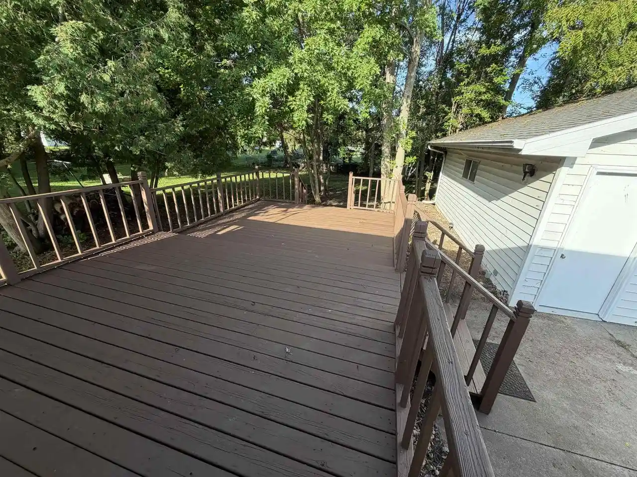 Photo 2 of Single family home for sale at 8 S 5th Street, Winneconne, WI 54986 | MLS# 50332595 | Listing updated on 2026-09-21