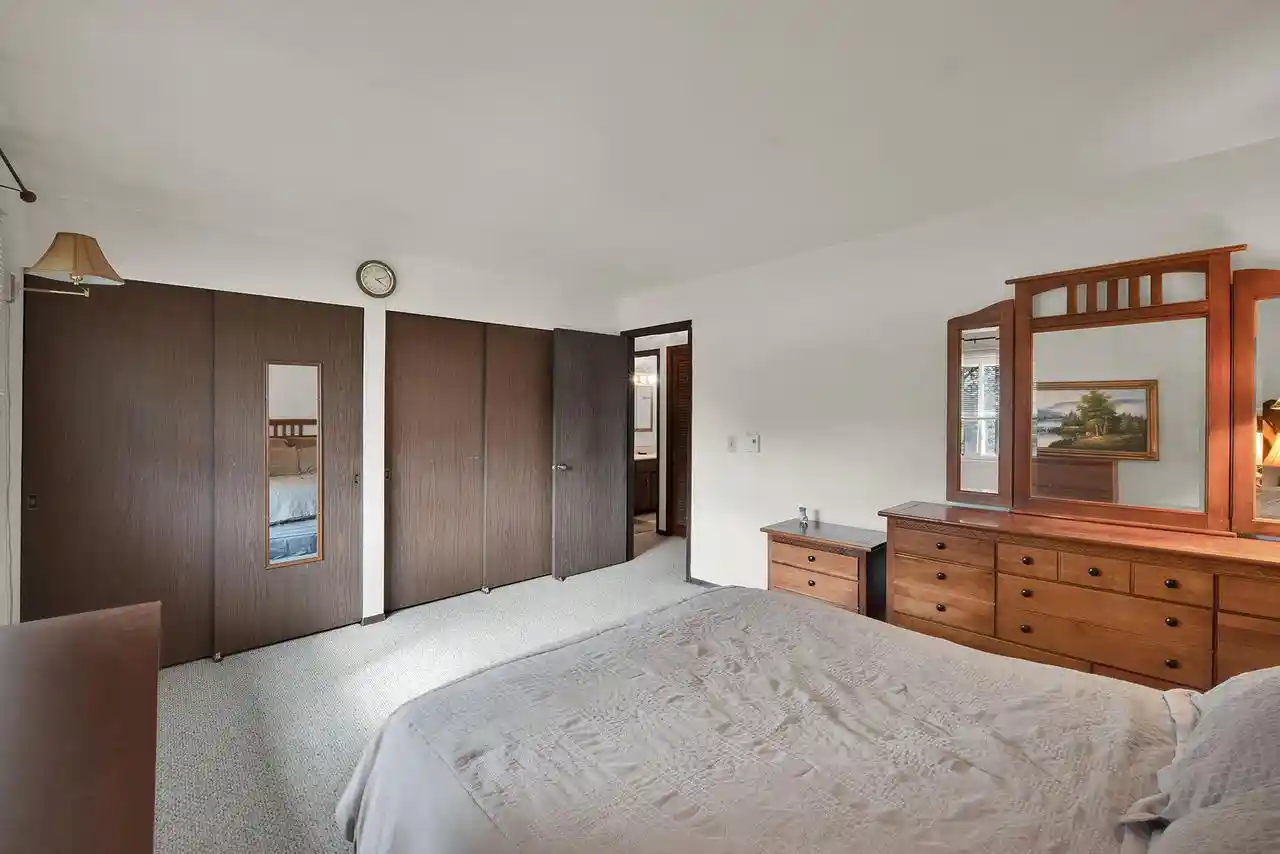 Photo 2 of Condo for sale at 4909 Scotts Way #202, Caledonia, WI 53402 | MLS# 1980350 | Listing updated on 2026-09-14