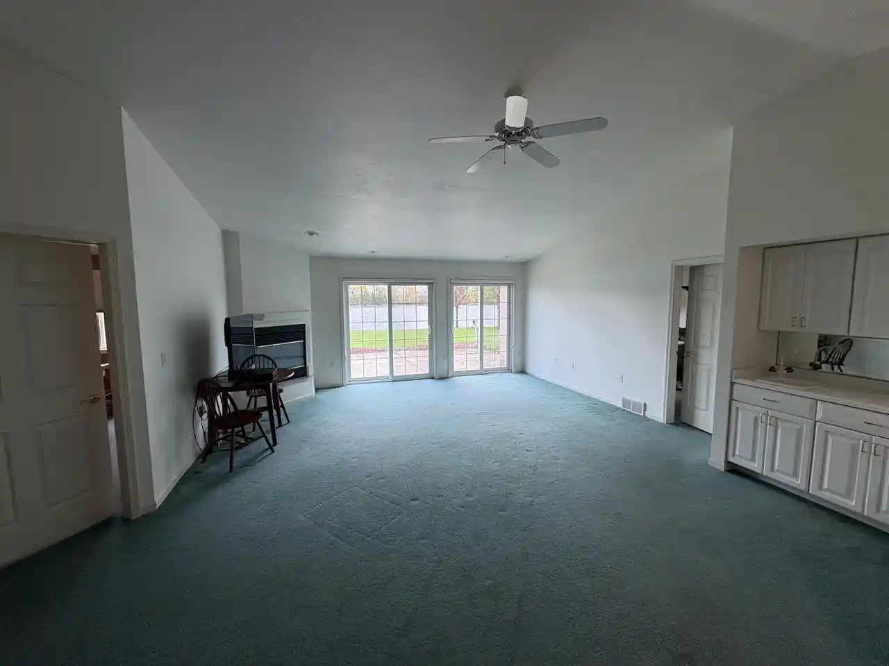 Photo 3 of Condo for sale at 1534 River Pines Dr, Green Bay, WI 54311 | MLS# 1980352 | Listing updated on 2026-09-11