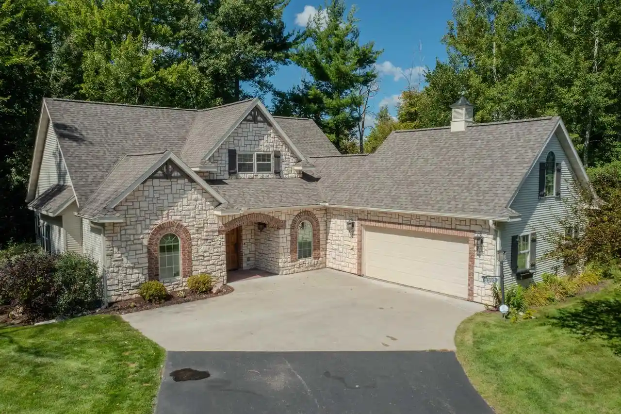 Photo 1 of Condo for sale at 3303 Rio Dr, Schofield, WI 54476 | MLS# 22604521 | Listing updated on 2026-09-16