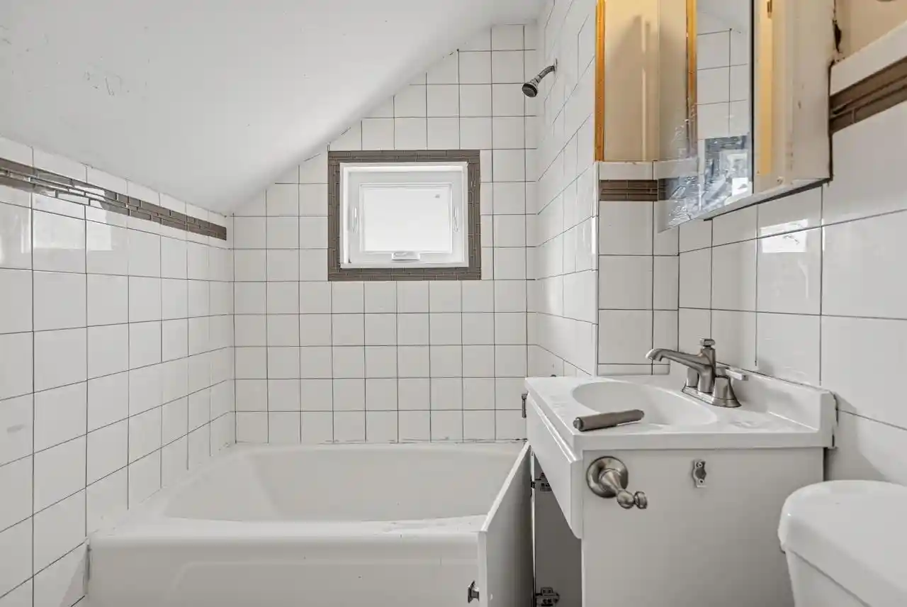 Photo 4 of Single family home for sale at 4950 N 19th Place, Milwaukee, WI 53209 | MLS# 1980364 | Listing updated on 2026-09-16