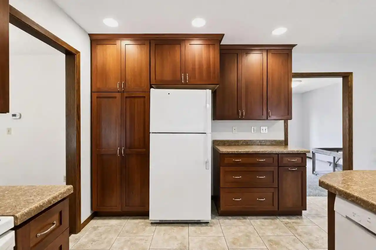 Photo 2 of Single family home for sale at 1024 Park Ridge Dr, Onalaska, WI 54650 | MLS# 1980371 | Listing updated on 2026-09-12