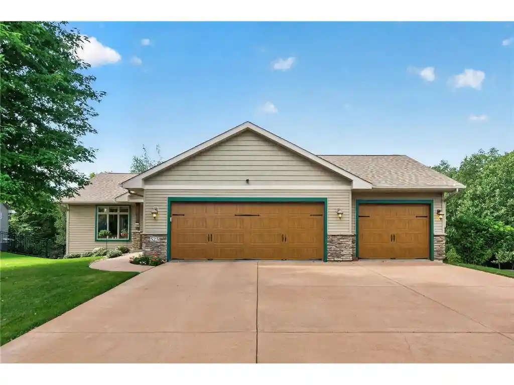 Photo 1 of Single family home for sale at 525 Devin Ln, River Falls, WI 54022 | MLS# 7143303 | Listing updated on 2026-09-21