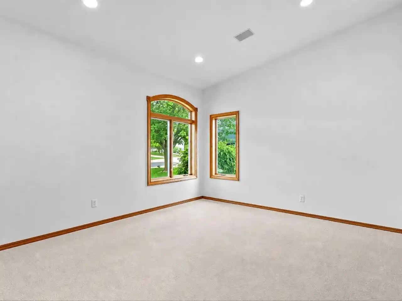 Photo 3 of Condo for sale at 1505 Blue Heron Dr, Two Rivers, WI 54241 | MLS# 1980375 | Listing updated on 2026-09-14