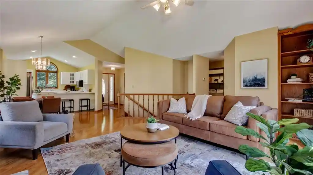 Photo 3 of Single family home for sale at 415 Hewitt St, Eau Claire, WI 54703 | MLS# 1604606 | Listing updated on 2026-09-14