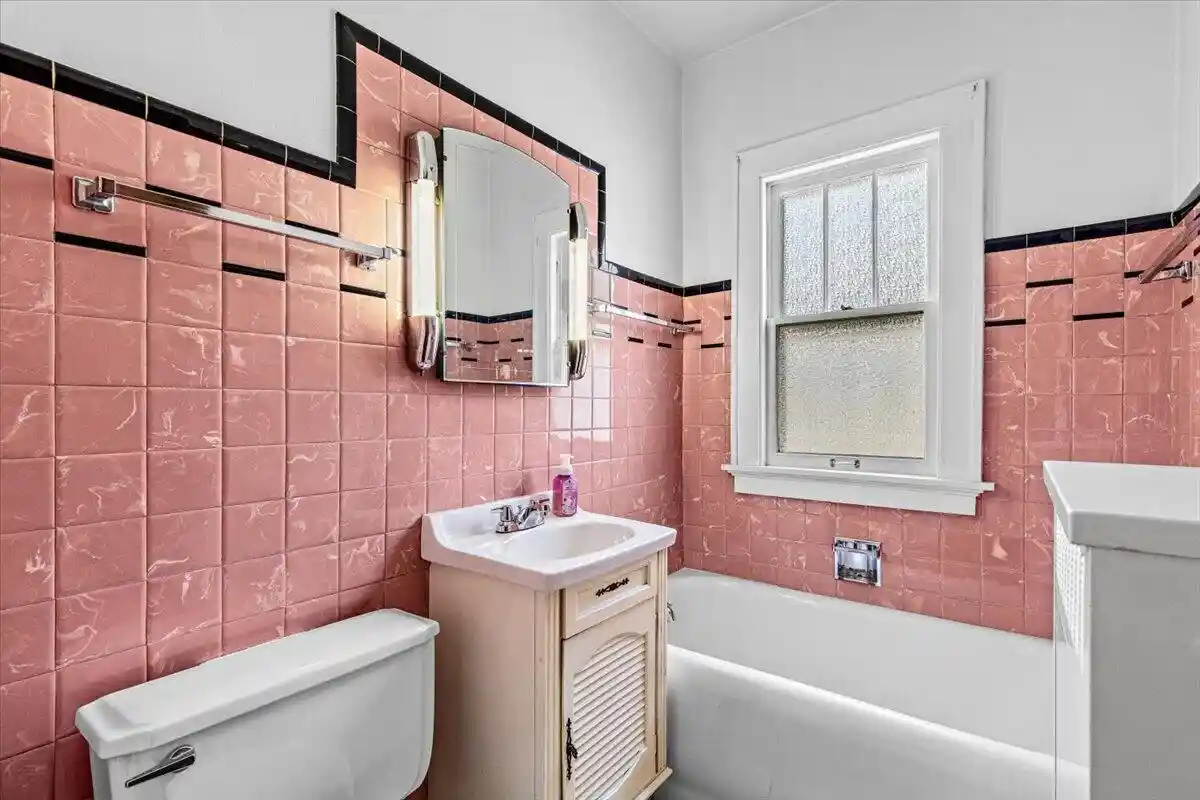 Photo 3 of Single family home for sale at 3151 S 10th Street, Milwaukee, WI 53215 | MLS# 1980383 | Listing updated on 2026-09-11