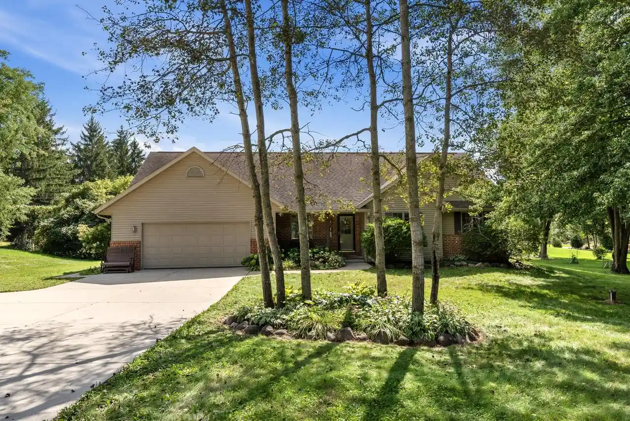 Photo 1 of Single family home for sale at 5061 Birchwood Ln, West Bend, WI 53095 | MLS# 1980390 | Listing updated on 2026-09-14