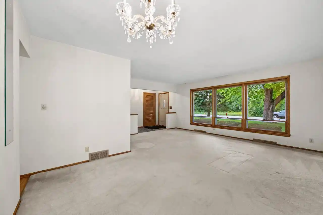 Photo 2 of Single family home for sale at 1501 E Fitzsimmons Rd, Oak Creek, WI 53154 | MLS# 1980392 | Listing updated on 2026-10-07