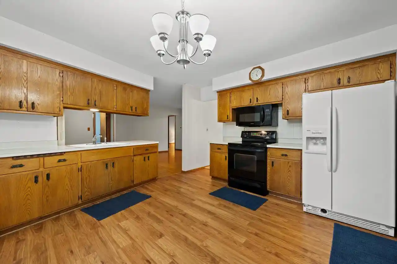 Photo 3 of Single family home for sale at 1501 E Fitzsimmons Rd, Oak Creek, WI 53154 | MLS# 1980392 | Listing updated on 2026-10-07