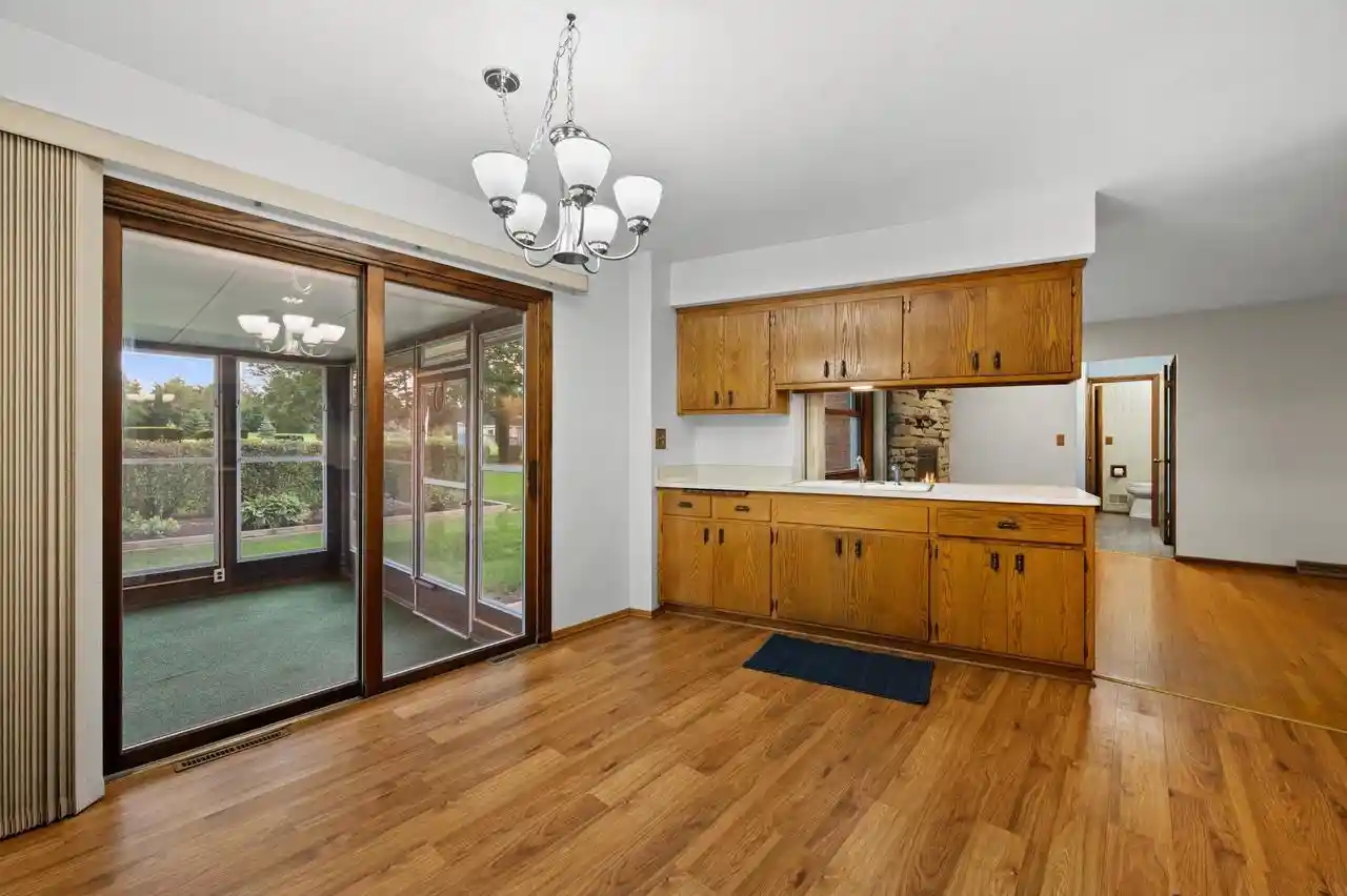 Photo 4 of Single family home for sale at 1501 E Fitzsimmons Rd, Oak Creek, WI 53154 | MLS# 1980392 | Listing updated on 2026-10-07
