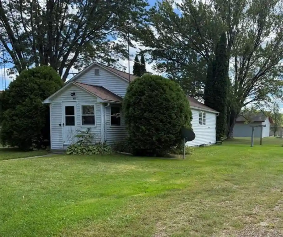 Single family home for sale at 450 E Crumb St, Gilman, WI 54433 | MLS# 1605079