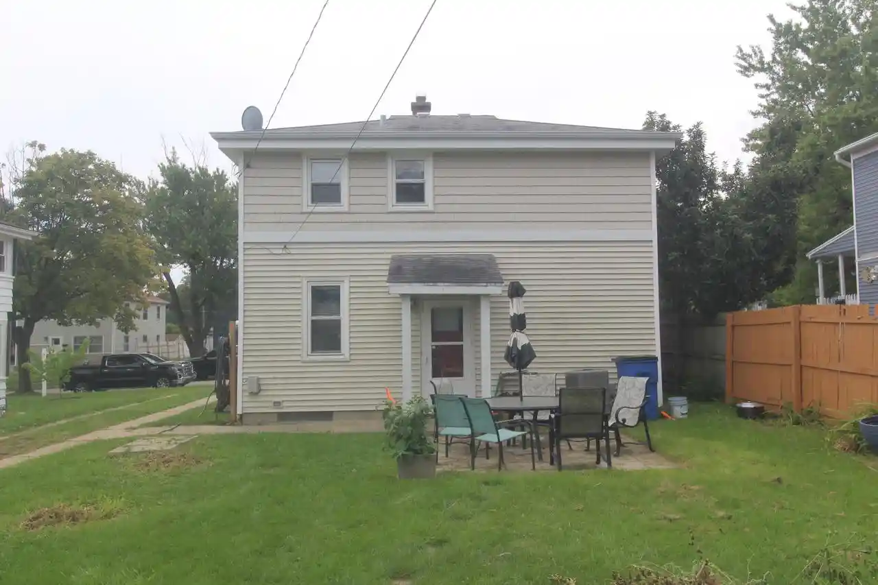 Photo 3 of Single family home for sale at 4518 W Tripoli Ave, Milwaukee, WI 53220 | MLS# 1980404 | Listing updated on 2026-09-14