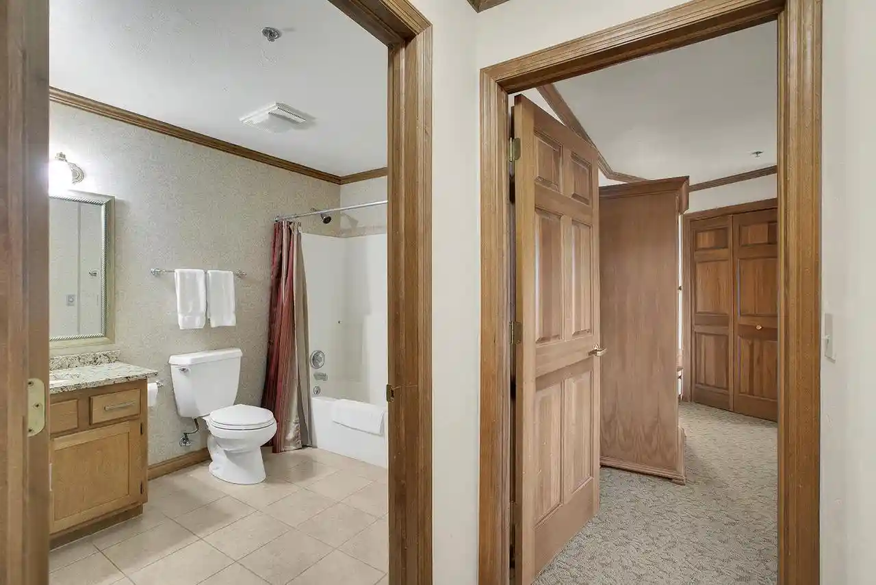 Photo 3 of Condo for sale at 101 Osthoff Ave #262, Elkhart Lake, WI 53020 | MLS# 1980408 | Listing updated on 2026-09-17