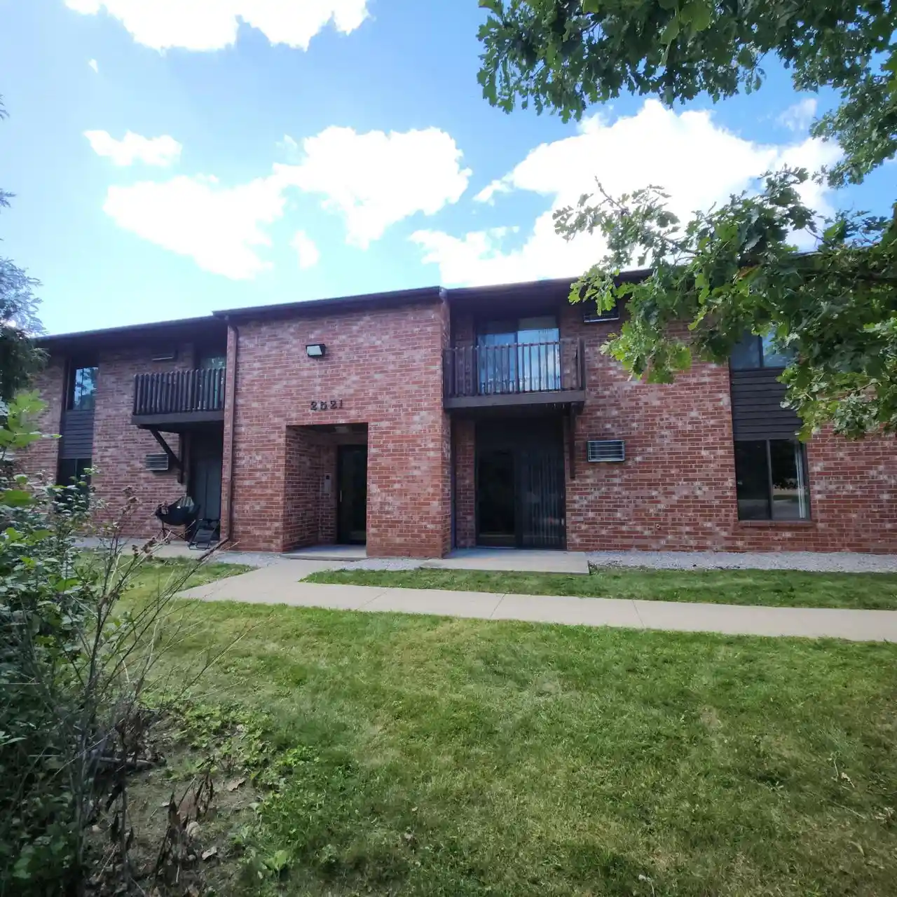 Photo 4 of Multi family home for sale at 2521 Honey Lou Ct, Appleton, WI 54915 | MLS# 1980415 | Listing updated on 2026-09-17