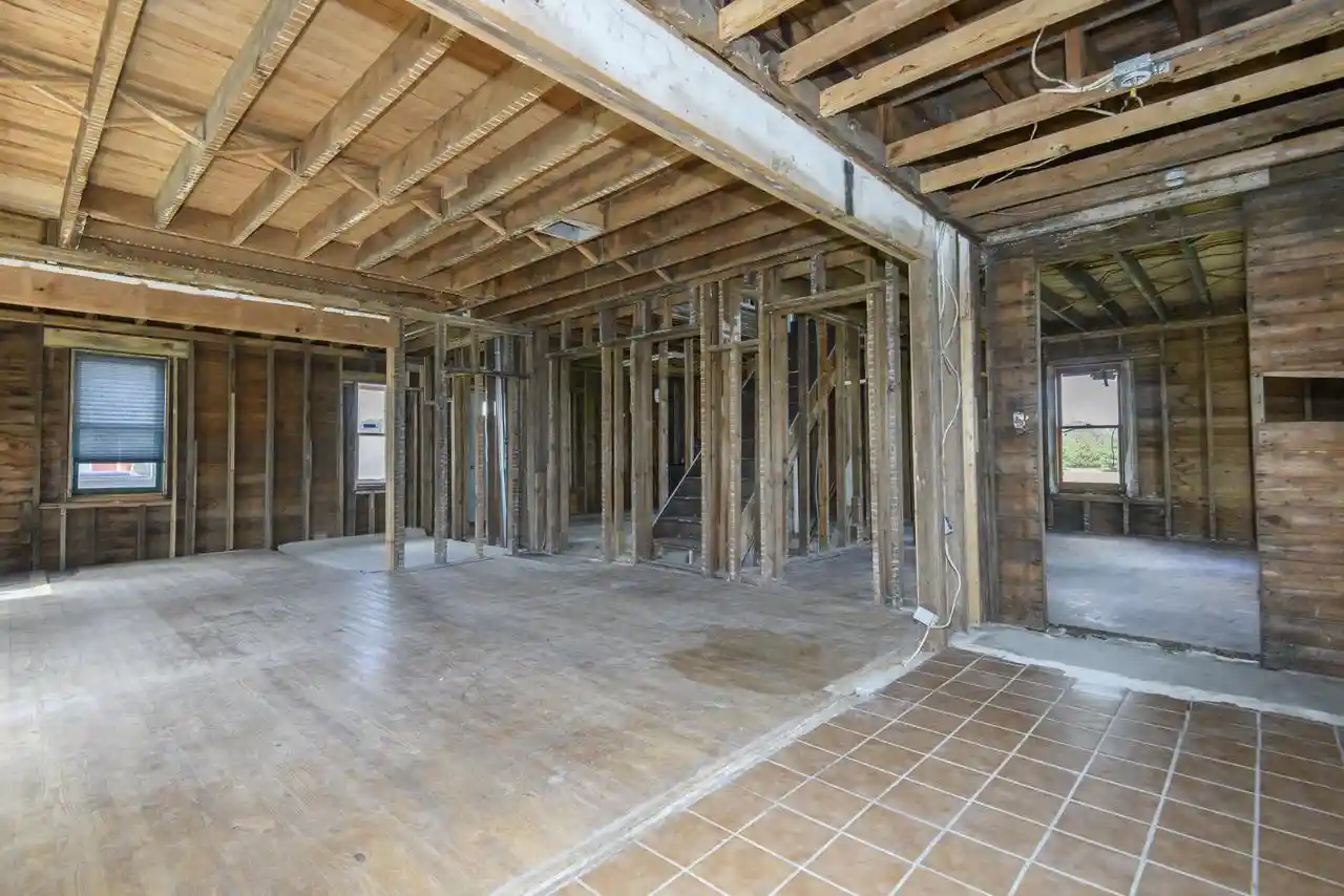 Photo 4 of Single family home for sale at 7033 County Hwy M, West Bend, WI 53090 | MLS# 1980416 | Listing updated on 2026-09-23