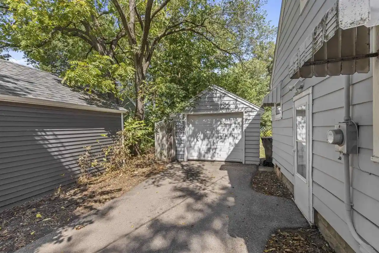 Photo 4 of Single family home for sale at 1537 Copeland Ave, Beloit, WI 53511 | MLS# 2032577 | Listing updated on 2026-09-14