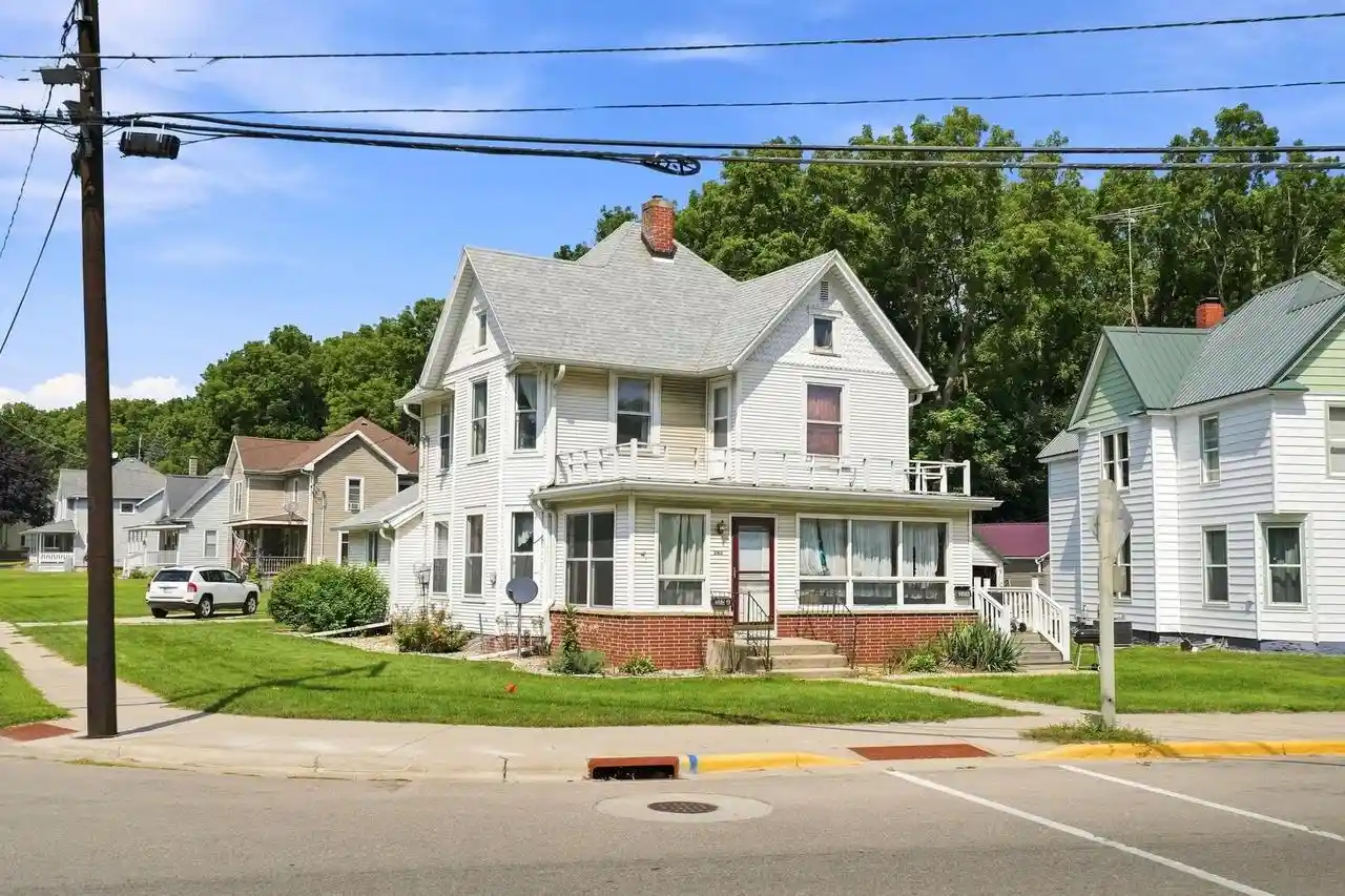 Photo 1 of Sale Pending at 240 Galena St, Darlington, WI 53530 | MLS# 2032580 | Listing updated on 2026-10-08