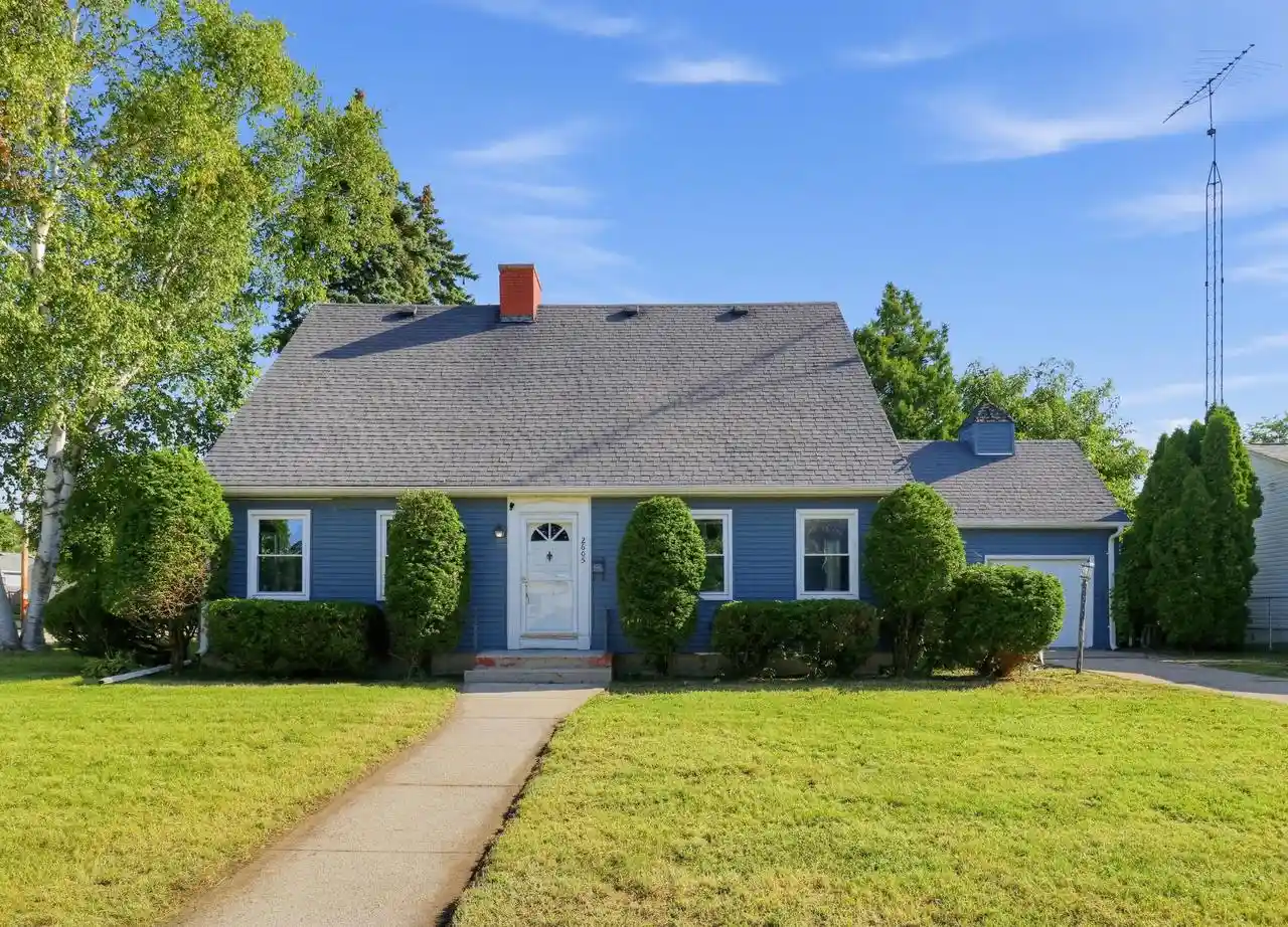 Photo 1 of Single family home for sale at 2605 James Blvd, Racine, WI 53403 | MLS# 1980455 | Listing updated on 2026-09-20