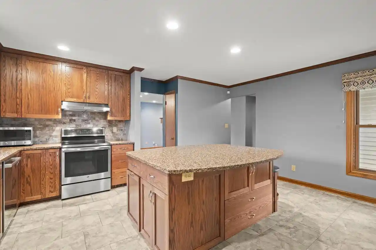 Photo 2 of Single family home for sale at W156n10640 Cobbler Ln, Germantown, WI 53022 | MLS# 1980460 | Listing updated on 2026-10-02