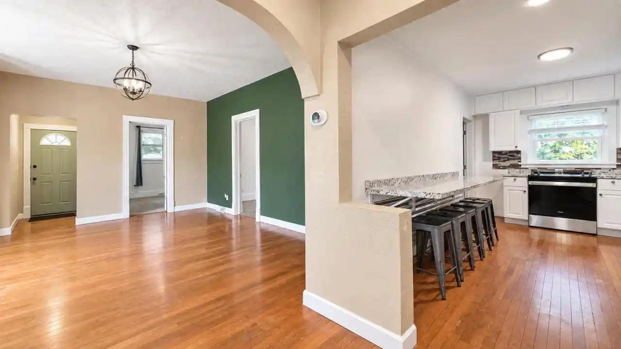 Photo 4 of Single family home for sale at 124 S Columbia St, Chilton, WI 53014 | MLS# 1980463 | Listing updated on 2026-09-23