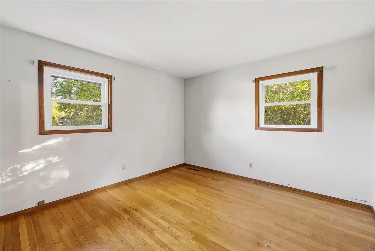 Photo 3 of Single family home for sale at W53n849 Castle Ct, Cedarburg, WI 53012 | MLS# 1980472 | Listing updated on 2026-09-25