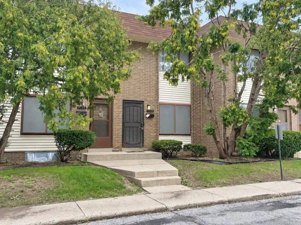 Condo for sale at 6126 W Port Ave, Milwaukee, WI 53223 | MLS# 1980477