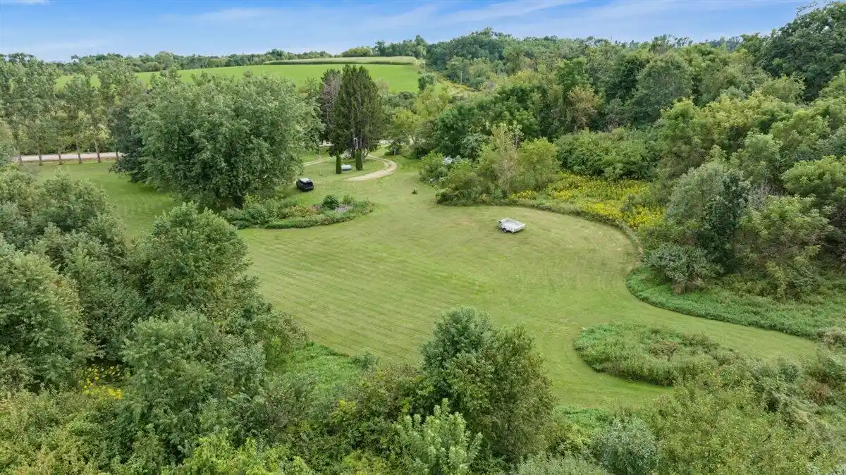 Photo 3 of Single family home for sale at E8452 County Rd P, Westby, WI 54667 | MLS# 1980482 | Listing updated on 2026-09-25