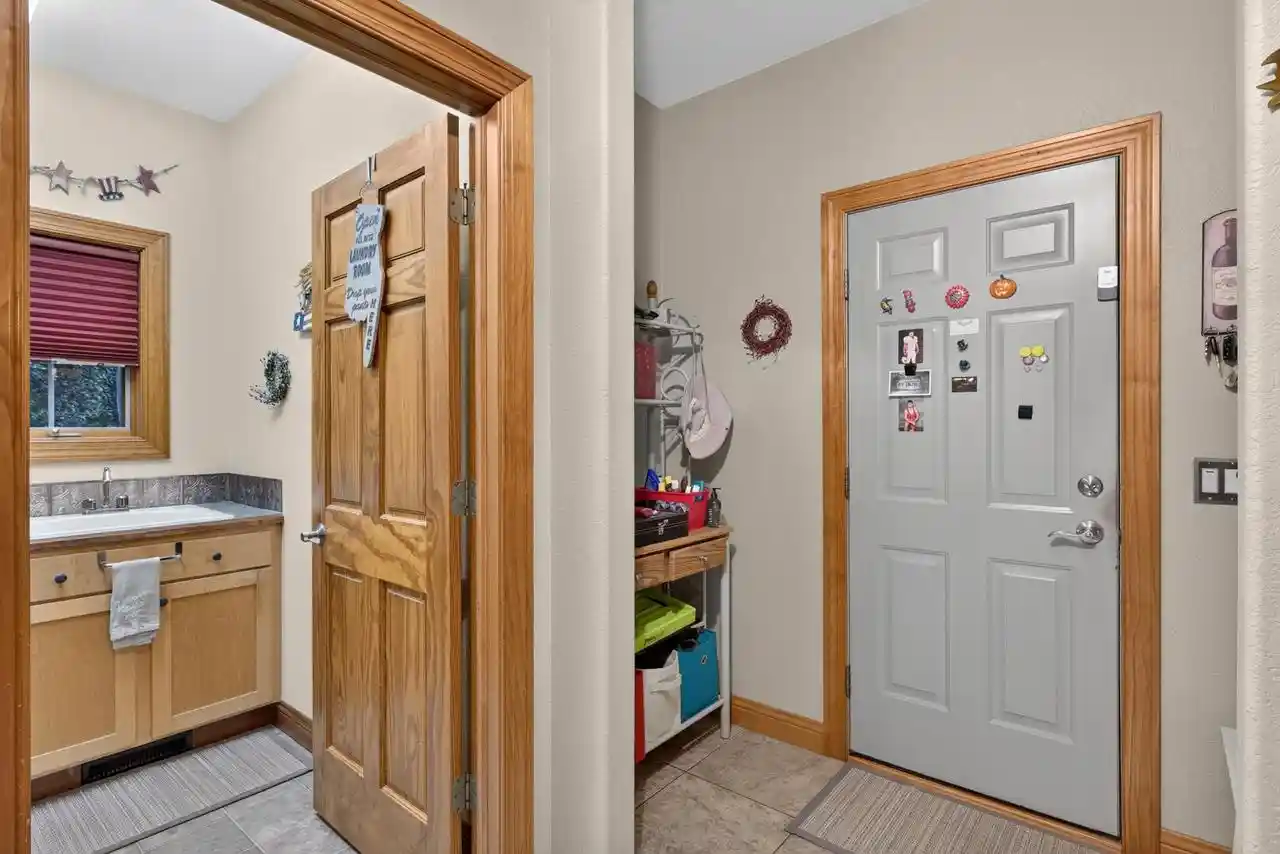 Photo 4 of Single family home for sale at 305 Ridgeview Ln, Columbus, WI 53925 | MLS# 2032594 | Listing updated on 2026-09-18
