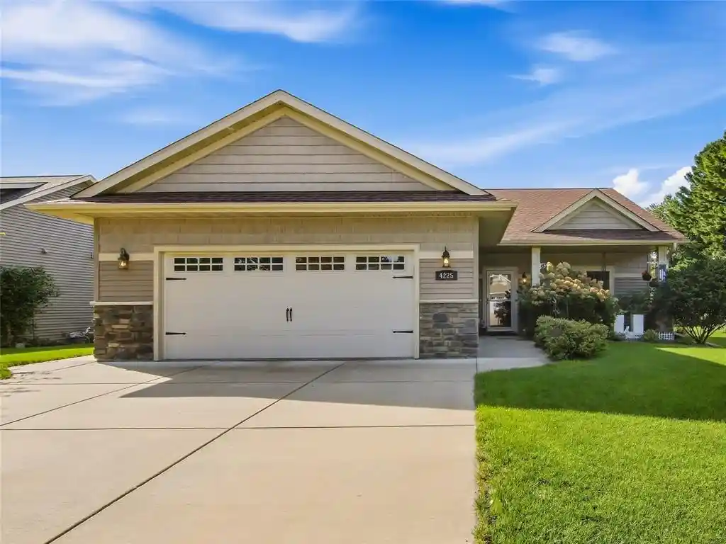 Photo 1 of Single family home for sale at 4225 Clay St, Eau Claire, WI 54701 | MLS# 1605100 | Listing updated on 2026-09-17