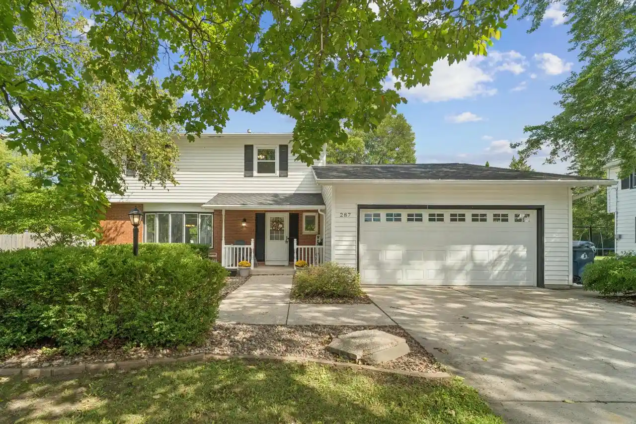 Photo 1 of Sale Pending at 287 Hillcrest Ln, Fond Du Lac, WI 54935 | MLS# 1980501 | Listing updated on 2026-09-18