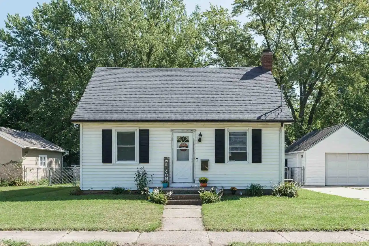 Photo 1 of Single family home for sale at 1239 Putnam Ave, Janesville, WI 53546 | MLS# 2032599 | Listing updated on 2026-09-20