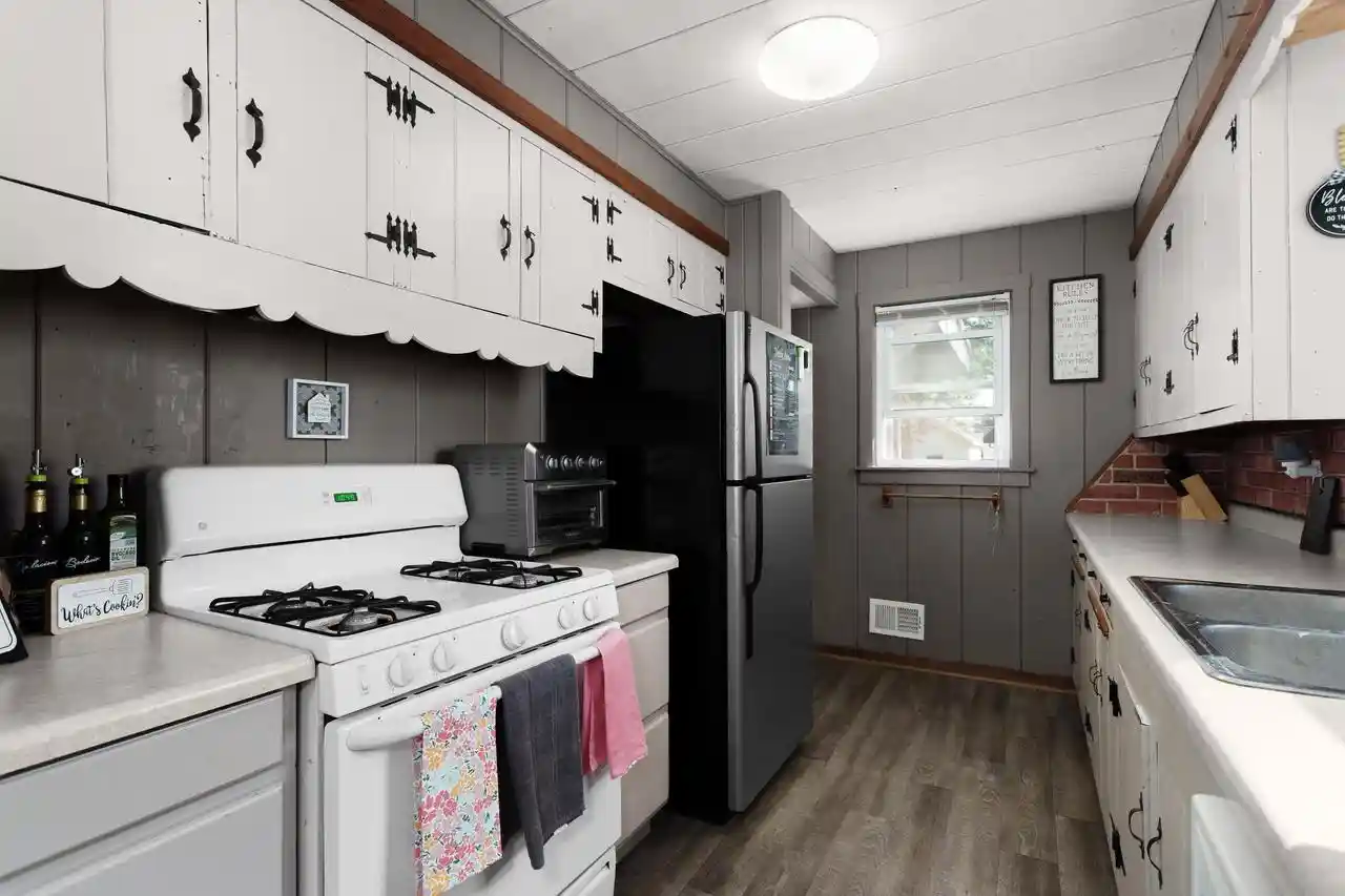 Photo 2 of Single family home for sale at 1239 Putnam Ave, Janesville, WI 53546 | MLS# 2032599 | Listing updated on 2026-09-20