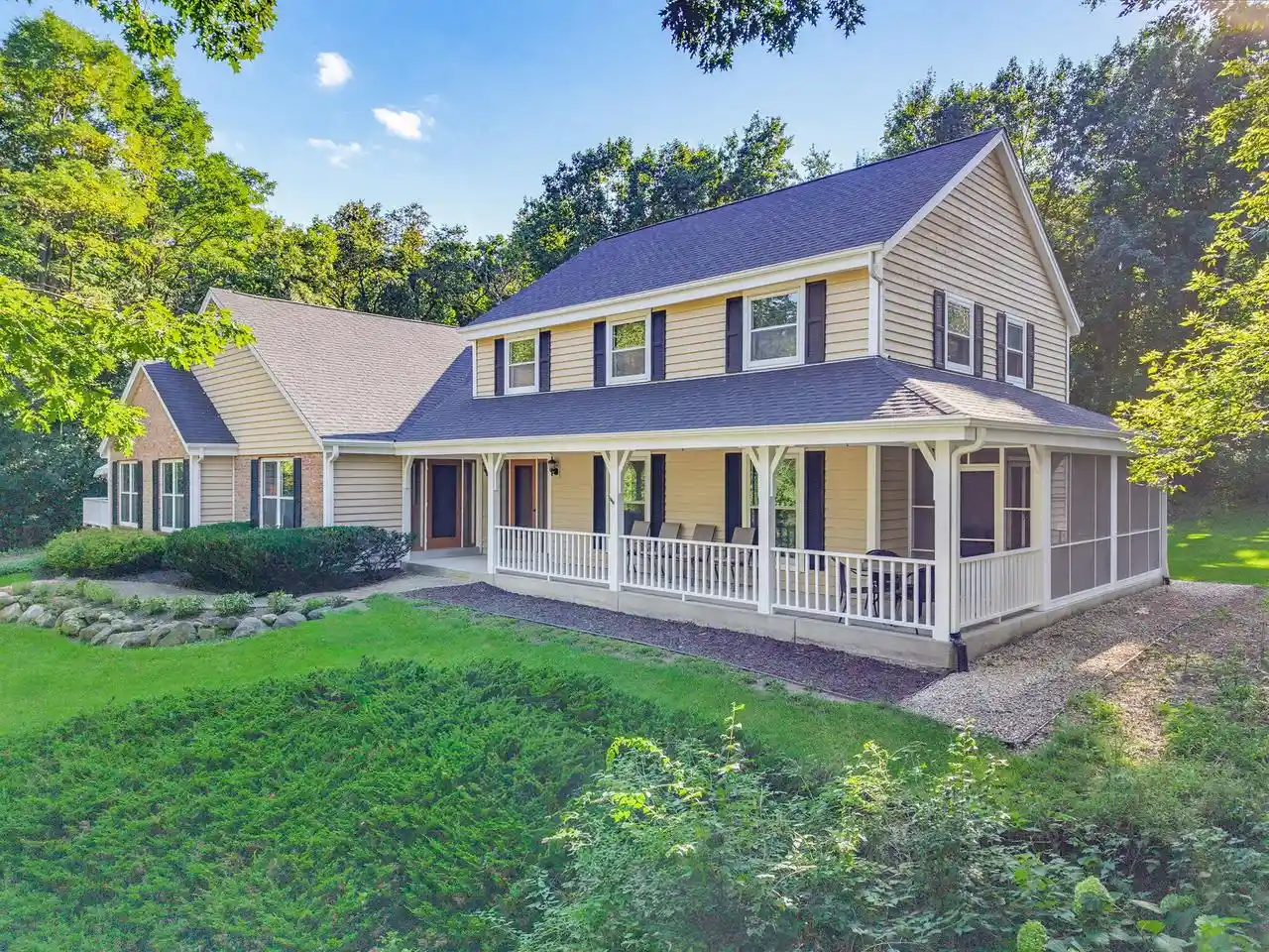 Photo 1 of Single family home for sale at W2254 Kniep Rd, Elkhorn, WI 53121 | MLS# 1980505 | Listing updated on 2026-09-14