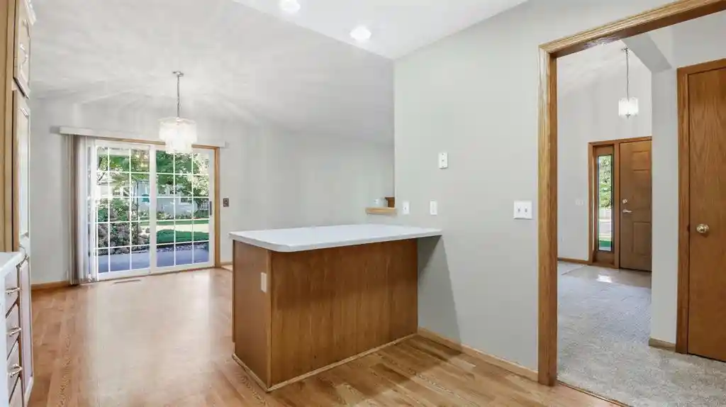 Photo 2 of Sale Pending at 4402 Heartland Dr, Eau Claire, WI 54701 | MLS# 1604933 | Listing updated on 2026-09-16